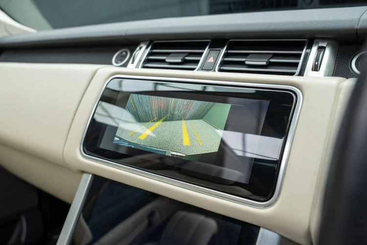 Vehicle Image 8