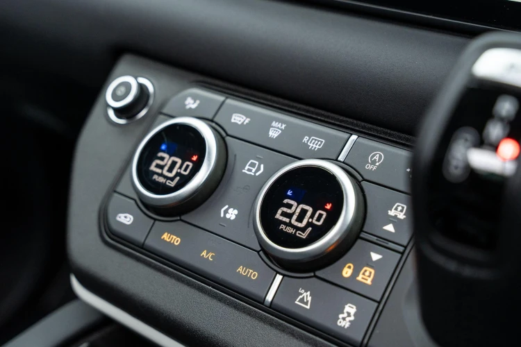 Vehicle Image 20