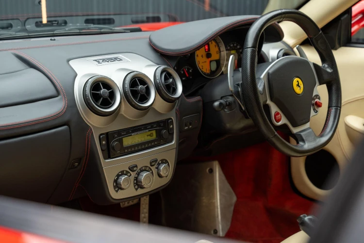 Vehicle Image 38