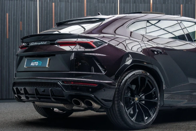 Vehicle Image 23