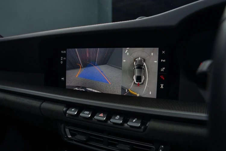 Vehicle Image 8