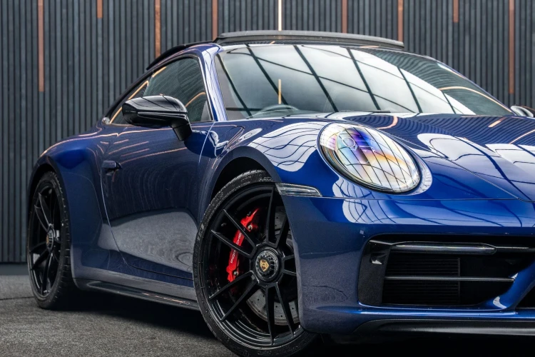 Vehicle Image 7
