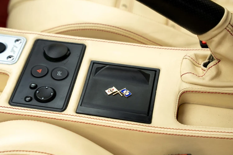 Vehicle Image 31
