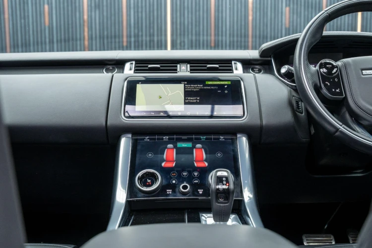 Vehicle Image 38