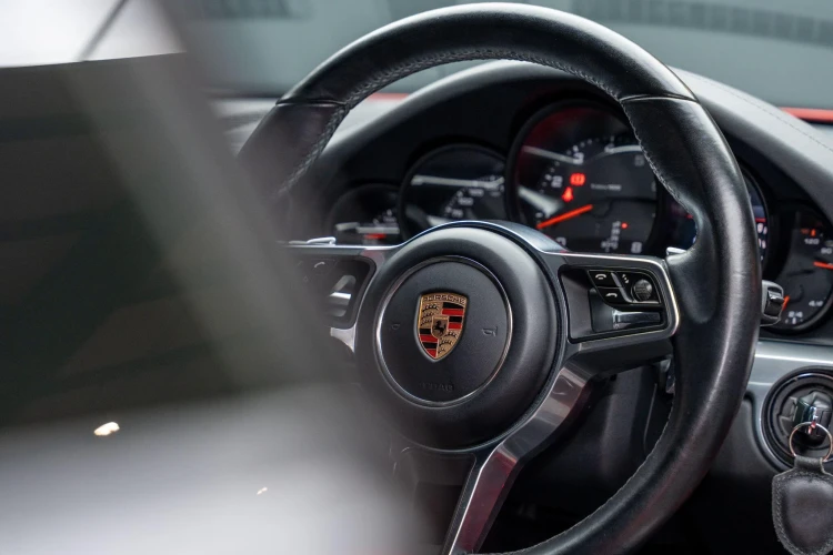 Vehicle Image 35