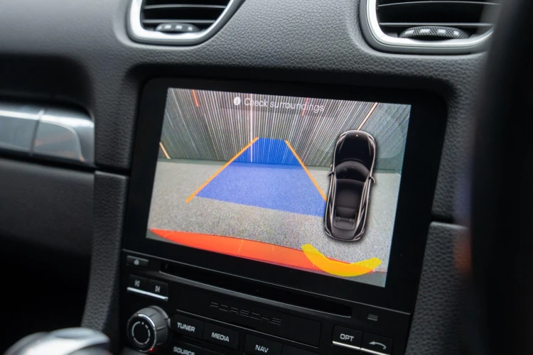 Vehicle Image 8