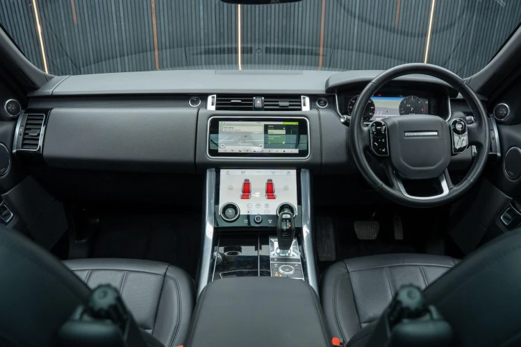 Vehicle Image 32