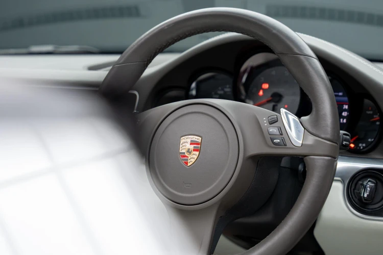 Vehicle Image 35