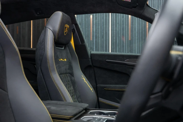 Vehicle Image 47