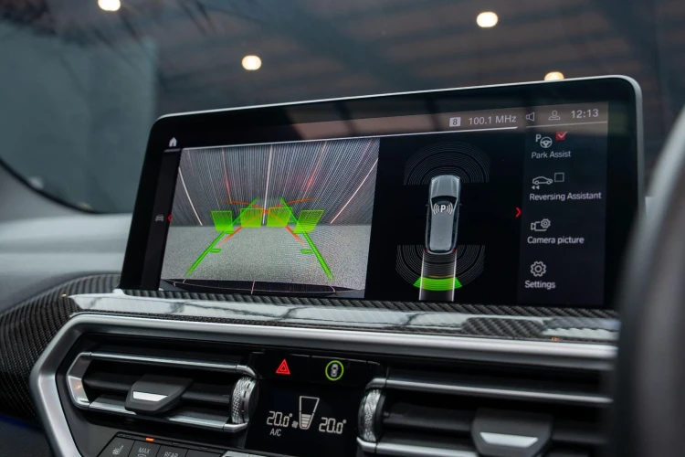 Vehicle Image 8