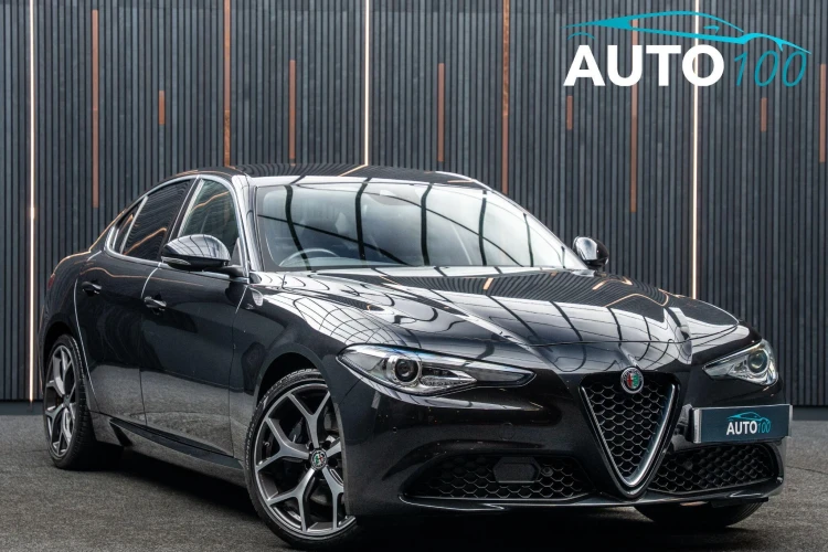 Alfa Romeo Giulia Listing Image