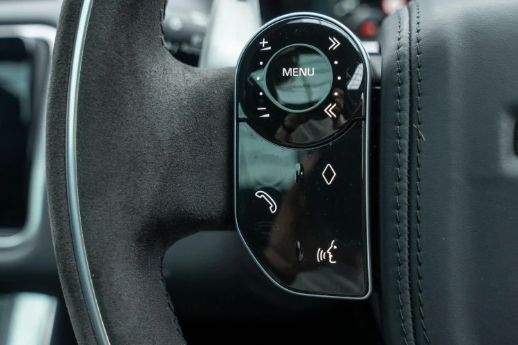 Vehicle Image 22