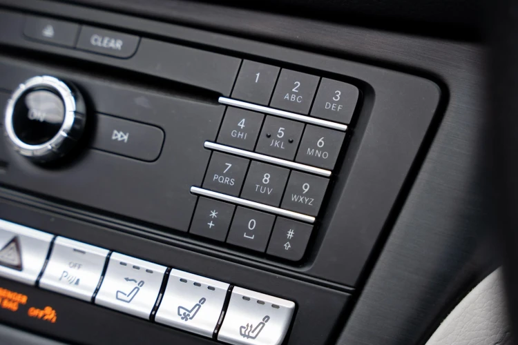 Vehicle Image 32