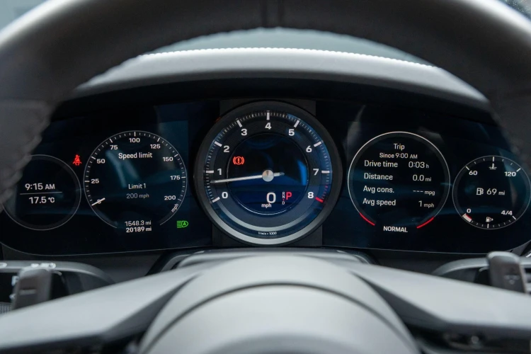 Vehicle Image 31
