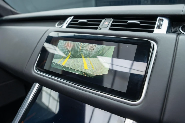 Vehicle Image 8
