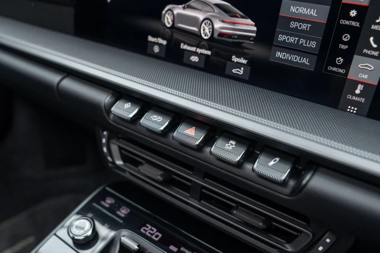 Vehicle Image 30