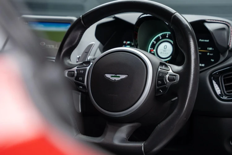 Vehicle Image 35