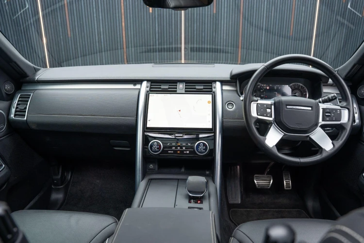 Vehicle Image 36