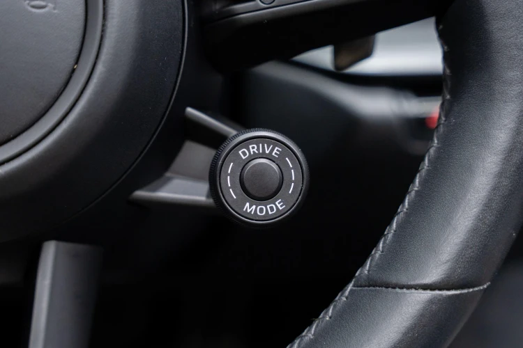Vehicle Image 22