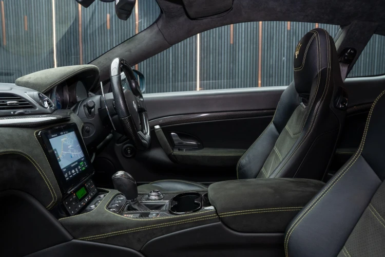 Vehicle Image 37