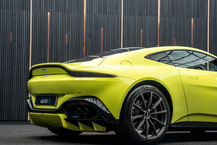 Vehicle Image 21