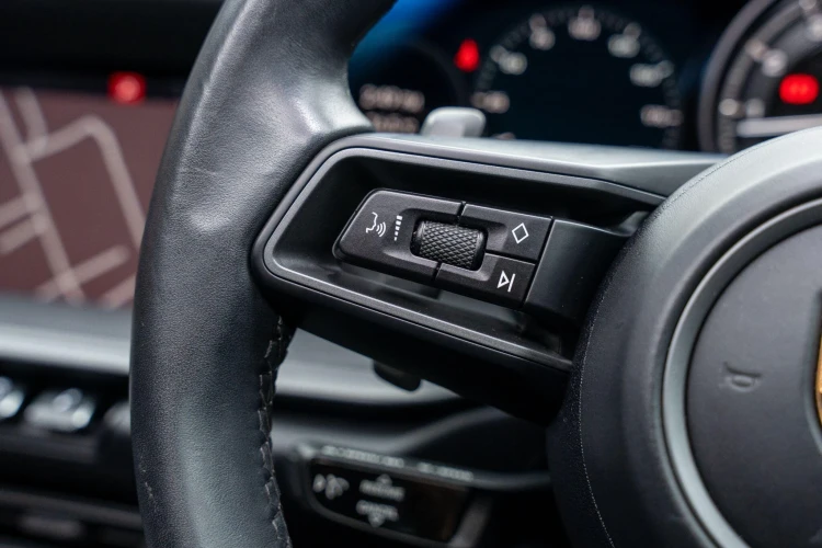 Vehicle Image 31
