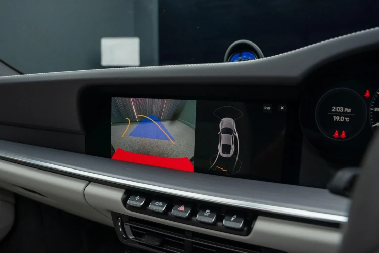 Vehicle Image 10