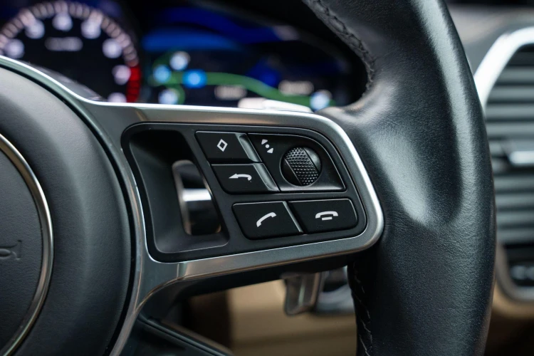 Vehicle Image 37