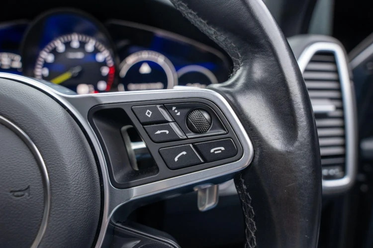 Vehicle Image 20