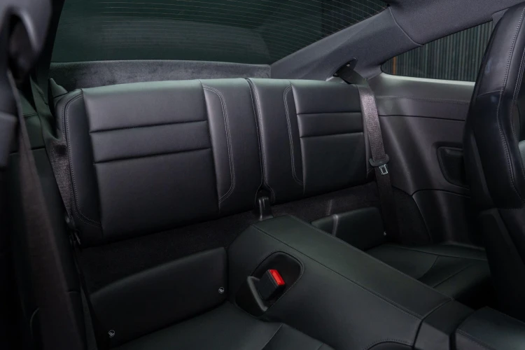 Vehicle Image 14