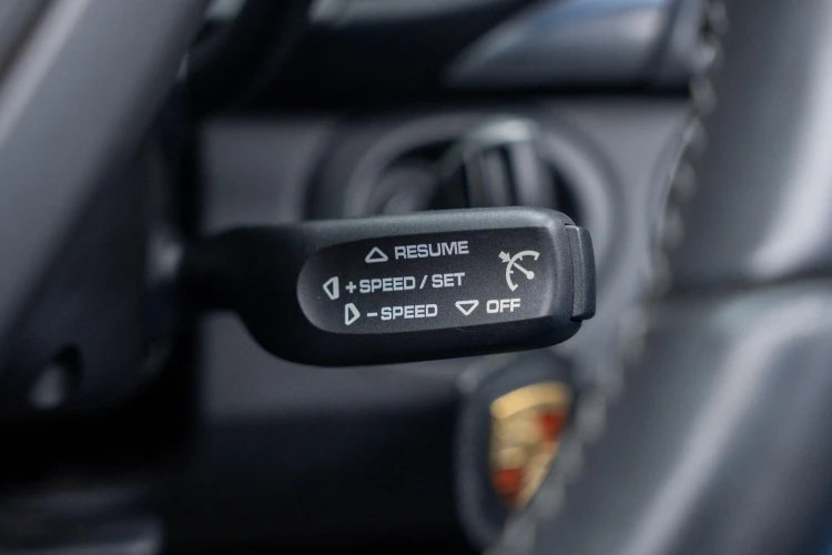 Vehicle Image 36
