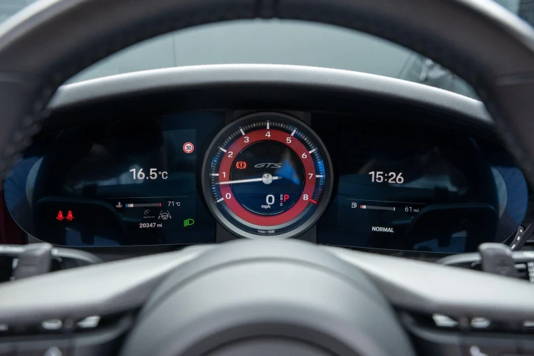 Vehicle Image 35