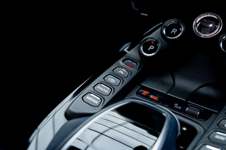 Vehicle Image 18