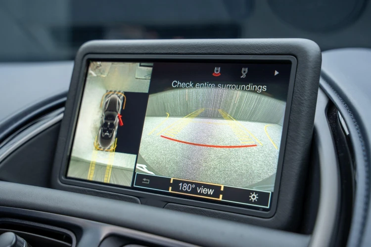 Vehicle Image 6