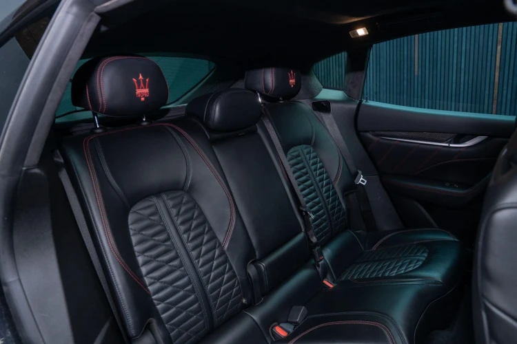 Vehicle Image 14