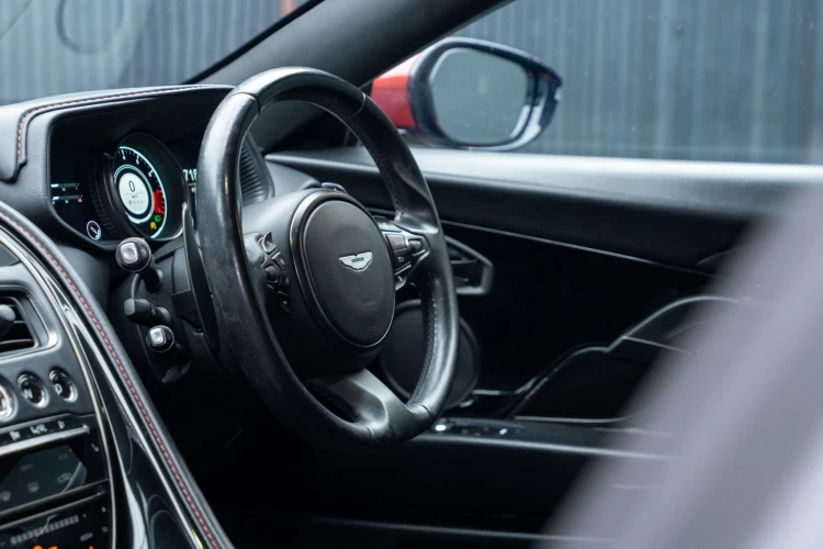 Vehicle Image 35