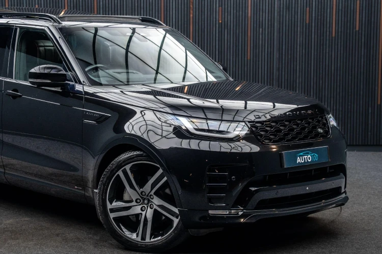 Vehicle Image 9