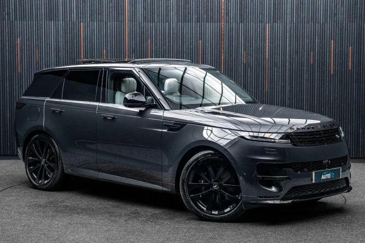 Vehicle Image 5