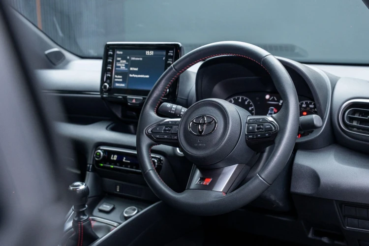 Vehicle Image 4