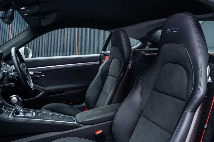 Vehicle Image 41