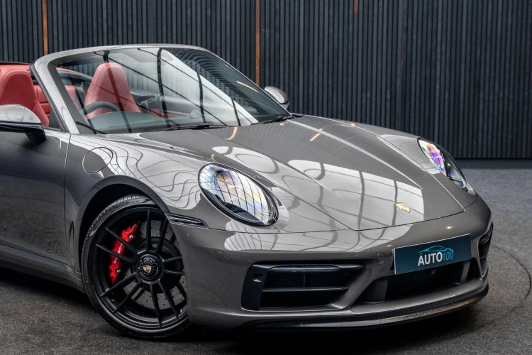 Vehicle Image 11