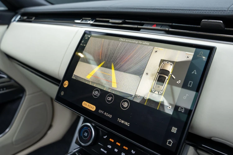 Vehicle Image 8