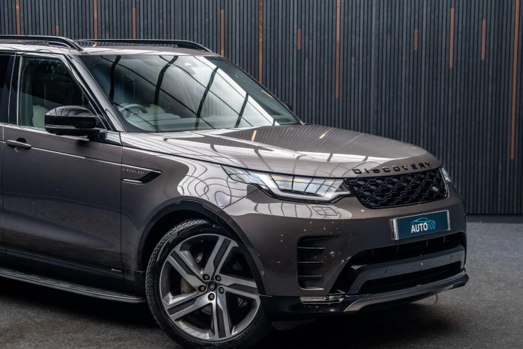 Vehicle Image 9