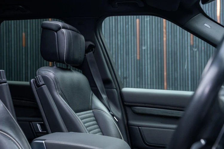 Vehicle Image 33