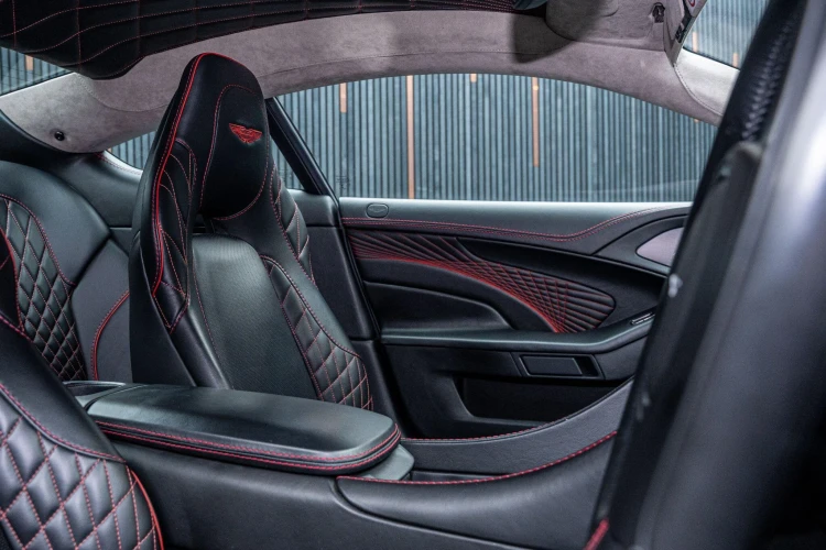 Vehicle Image 36