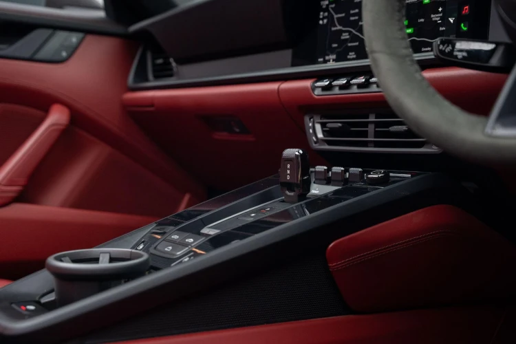 Vehicle Image 36