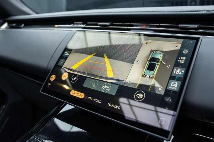 Vehicle Image 10