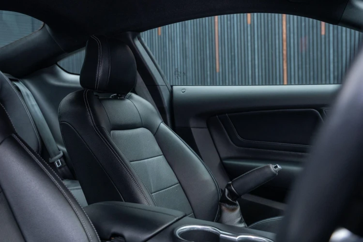Vehicle Image 30