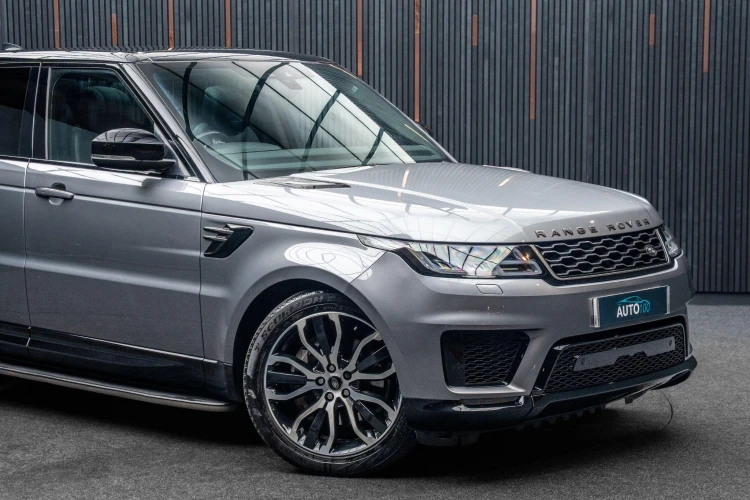 Vehicle Image 9