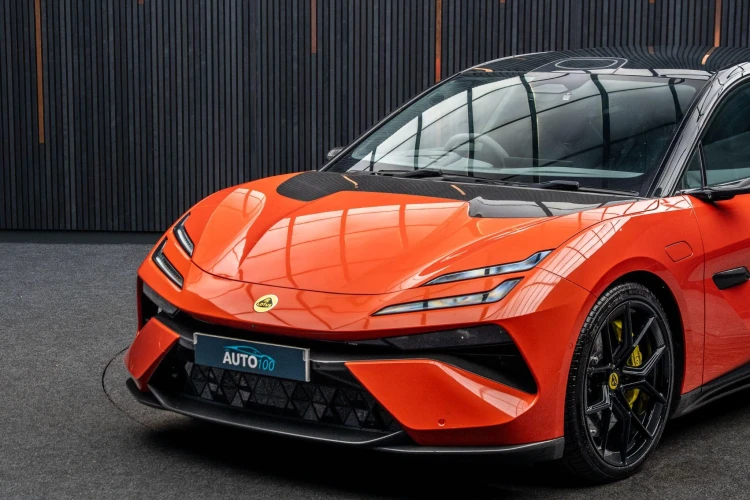 Vehicle Image 5